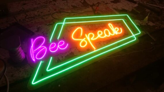 Neon-SIgn-Bee-Speak